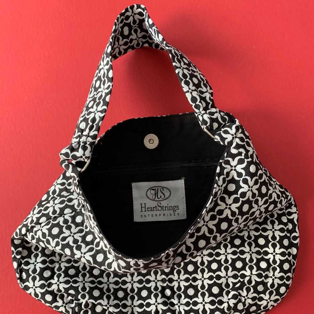 Heartstrings Black White Geometric Purse Bag - Picture 2 of 2